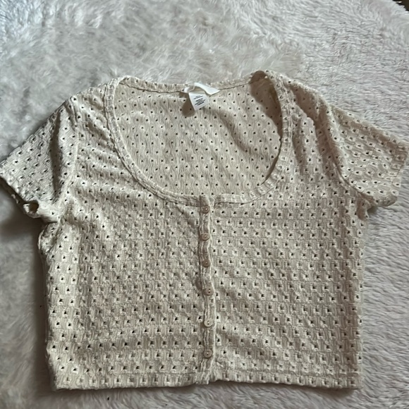 Beige Top - Picture 1 of 1